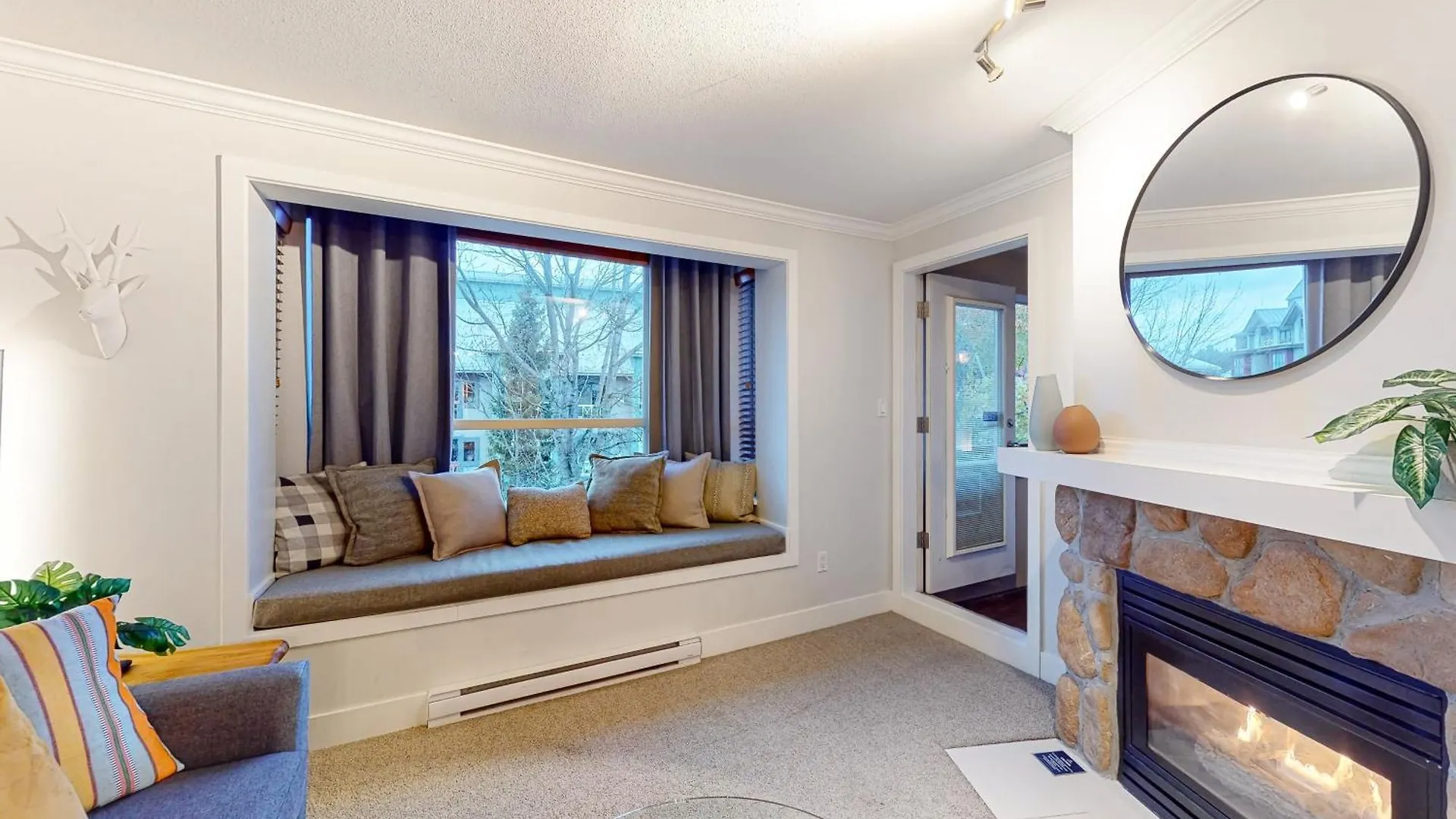 Town Plaza 427 Apartment Whistler